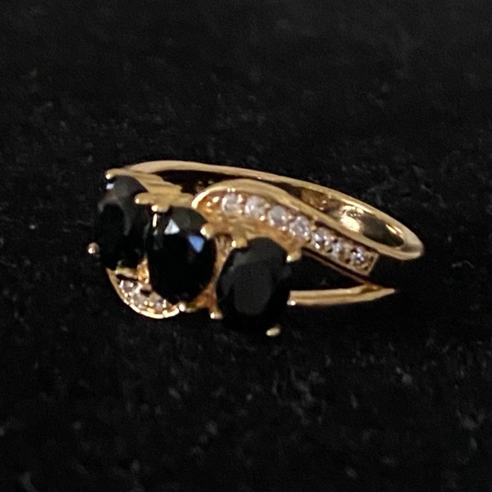 Sz 7 STAMPED 925 14 K GF 3 BLACK SAPPHIRES RING - Picture 2 of 11